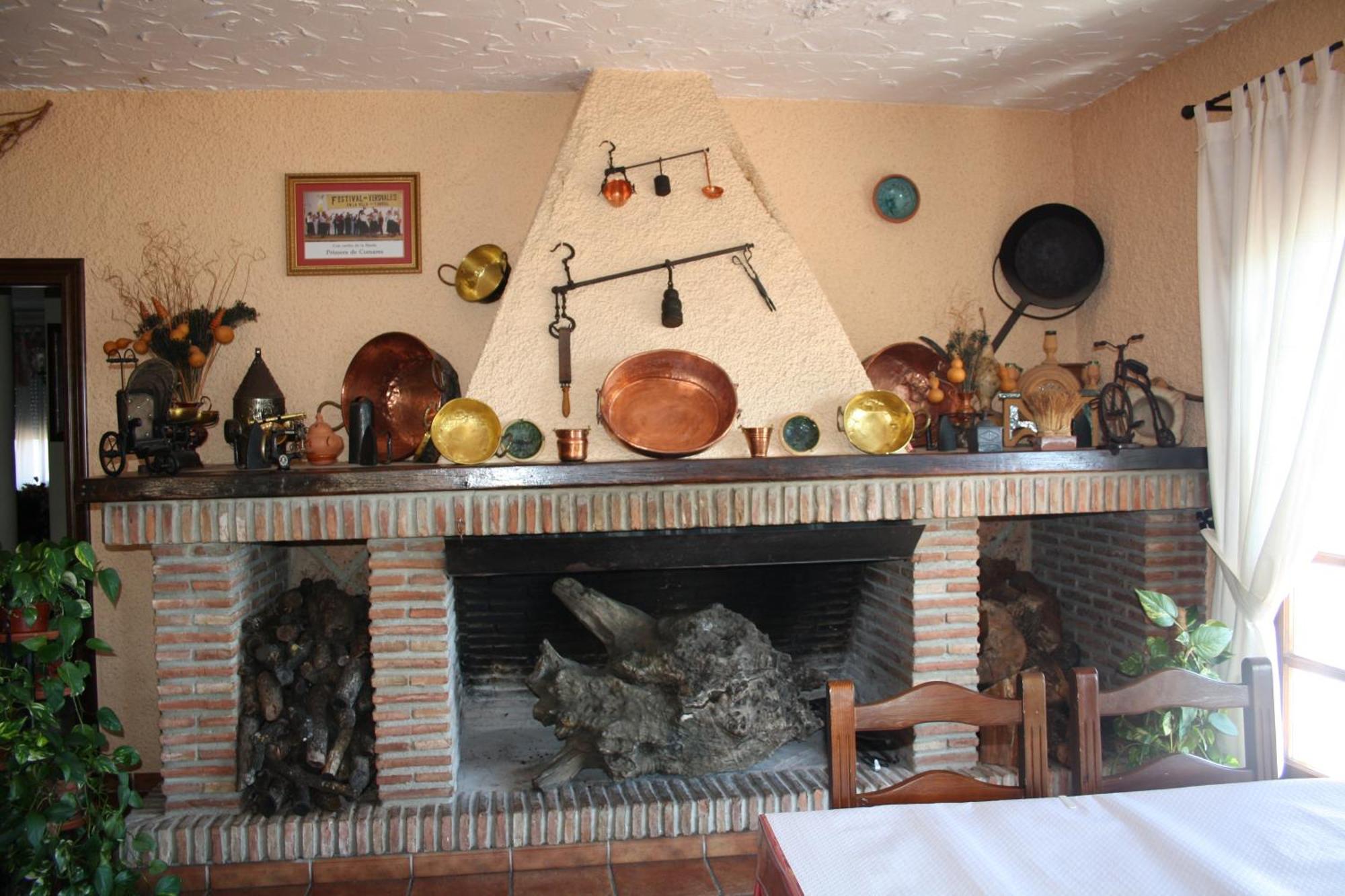 Hotel Restaurante Atalaya Comares Esterno foto